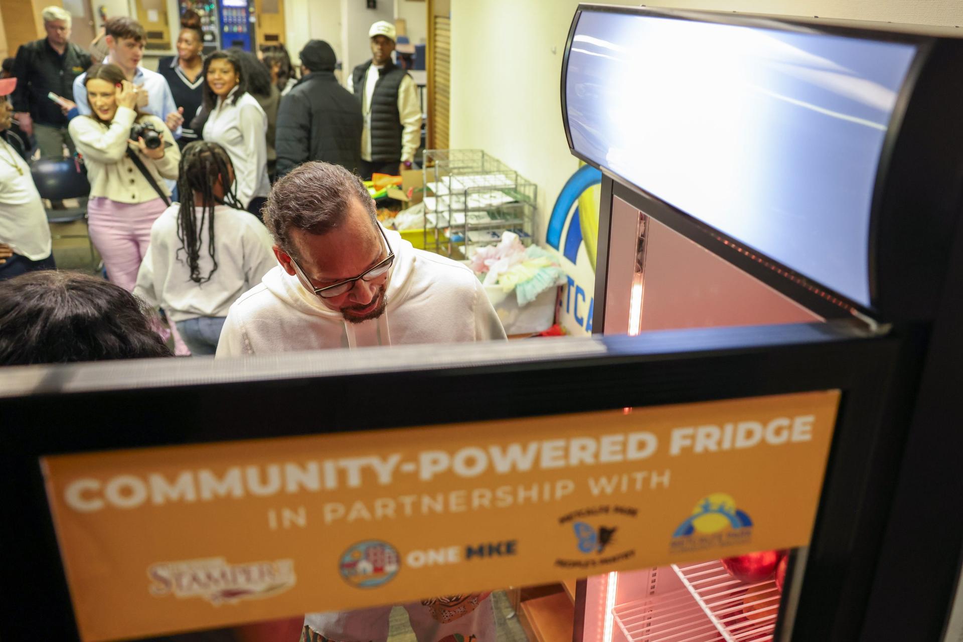 As more Milwaukee grocery stores close, community-led efforts to find solutions grow